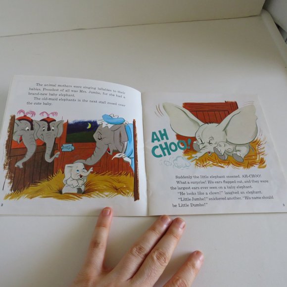 DISNEY Dumbo Book & Pinocchio Cassette Tape & USB Flash Drive with MP3 F… - Picture 4 of 13